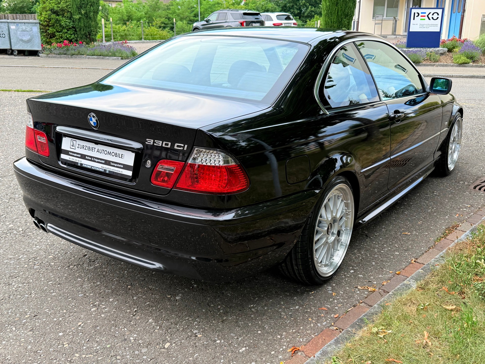 BMW 330Ci Coupé-image-4