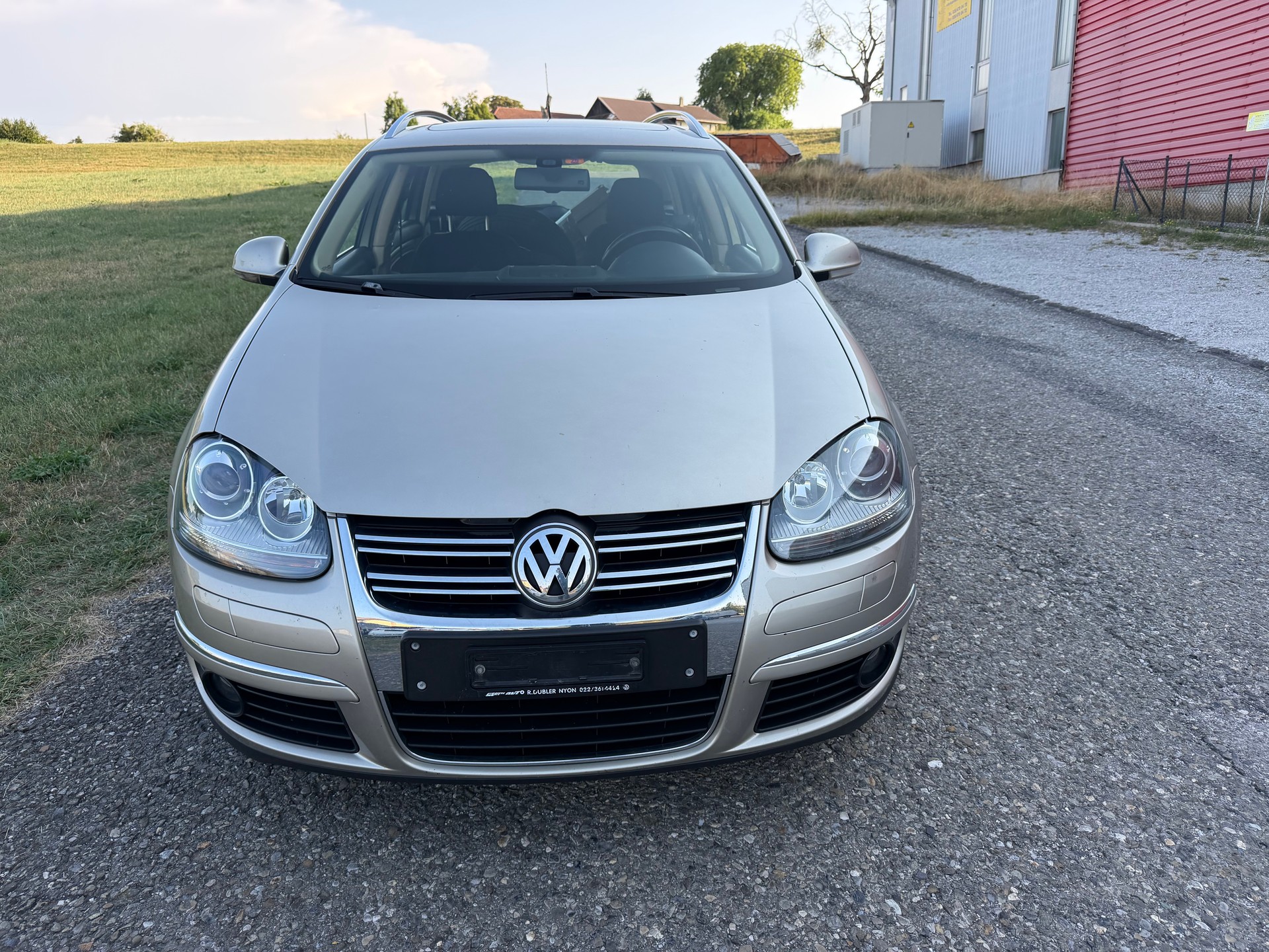 VW Golf var. 1,4 TSI Automatique véhicule pour handicapés-image-1