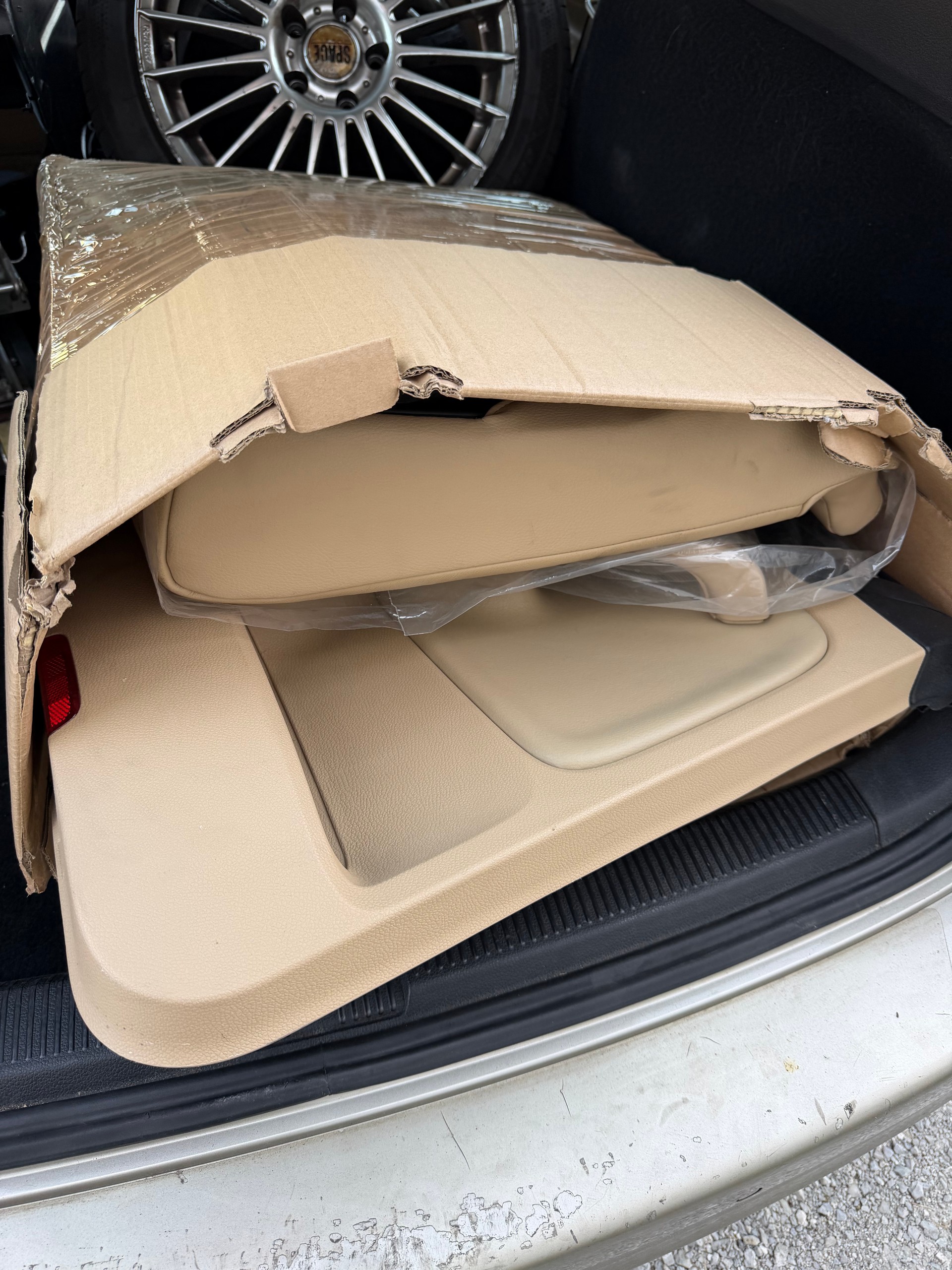 VW Golf var. 1,4 TSI Automatique véhicule pour handicapés-image-13