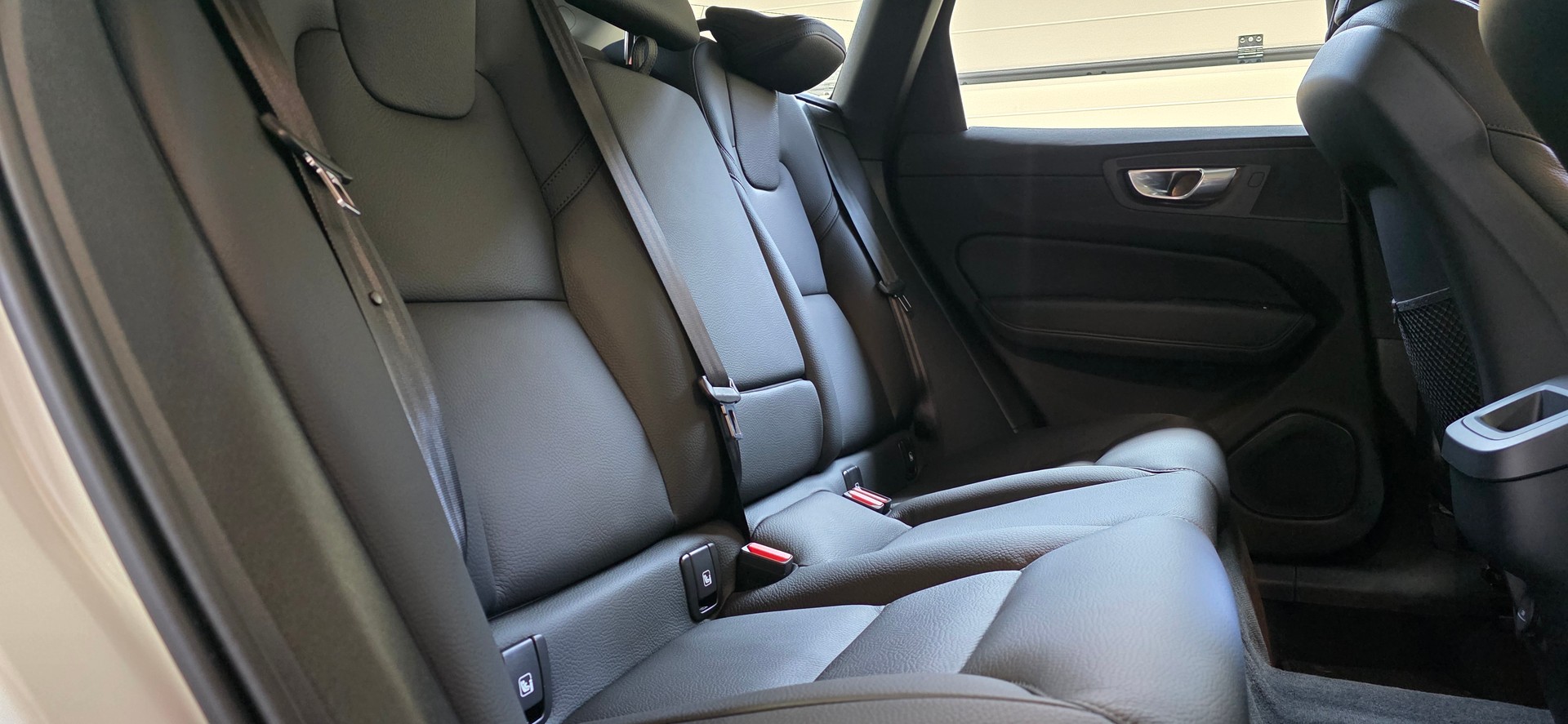 VOLVO XC60 B5 Benzin Mild Hybrid AWD Core Geartronic-image-28