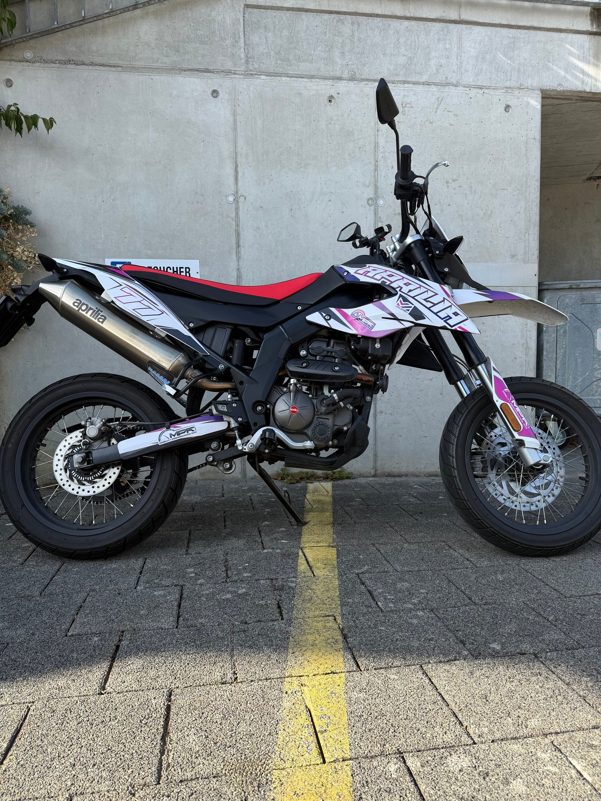 APRILIA SX 125-image-4