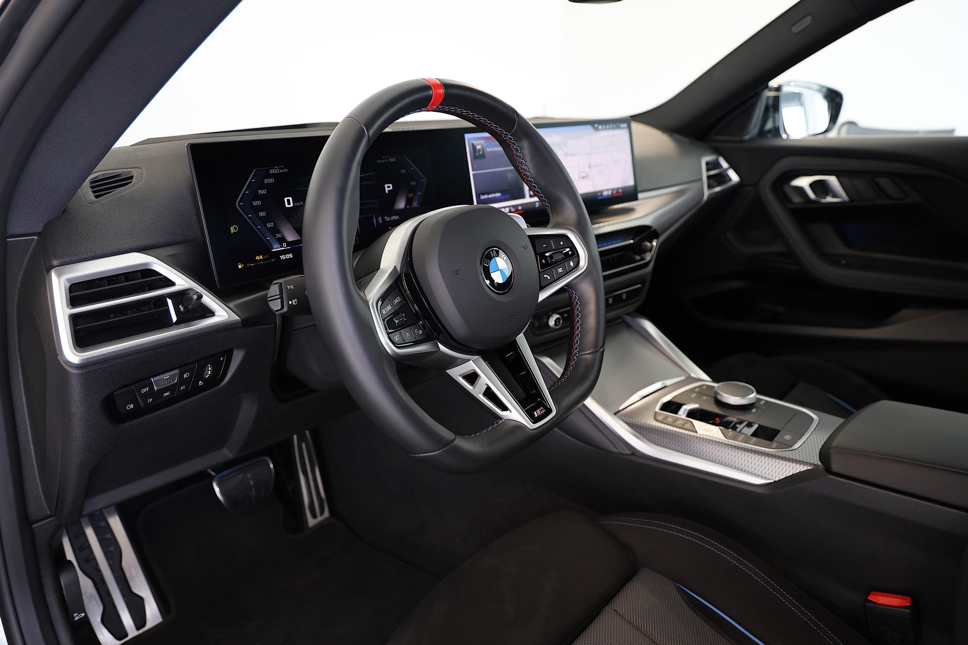 BMW M240i xDrive Coupé-image-9