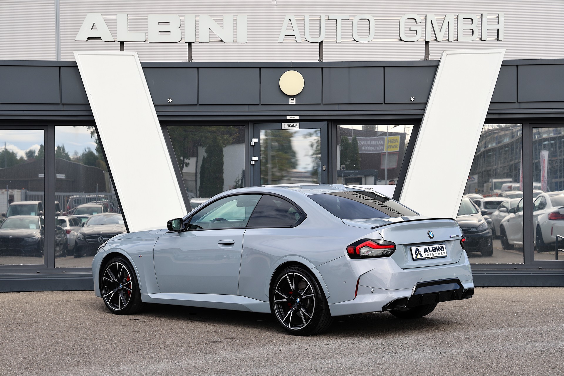 BMW M240i xDrive Coupé-image-4