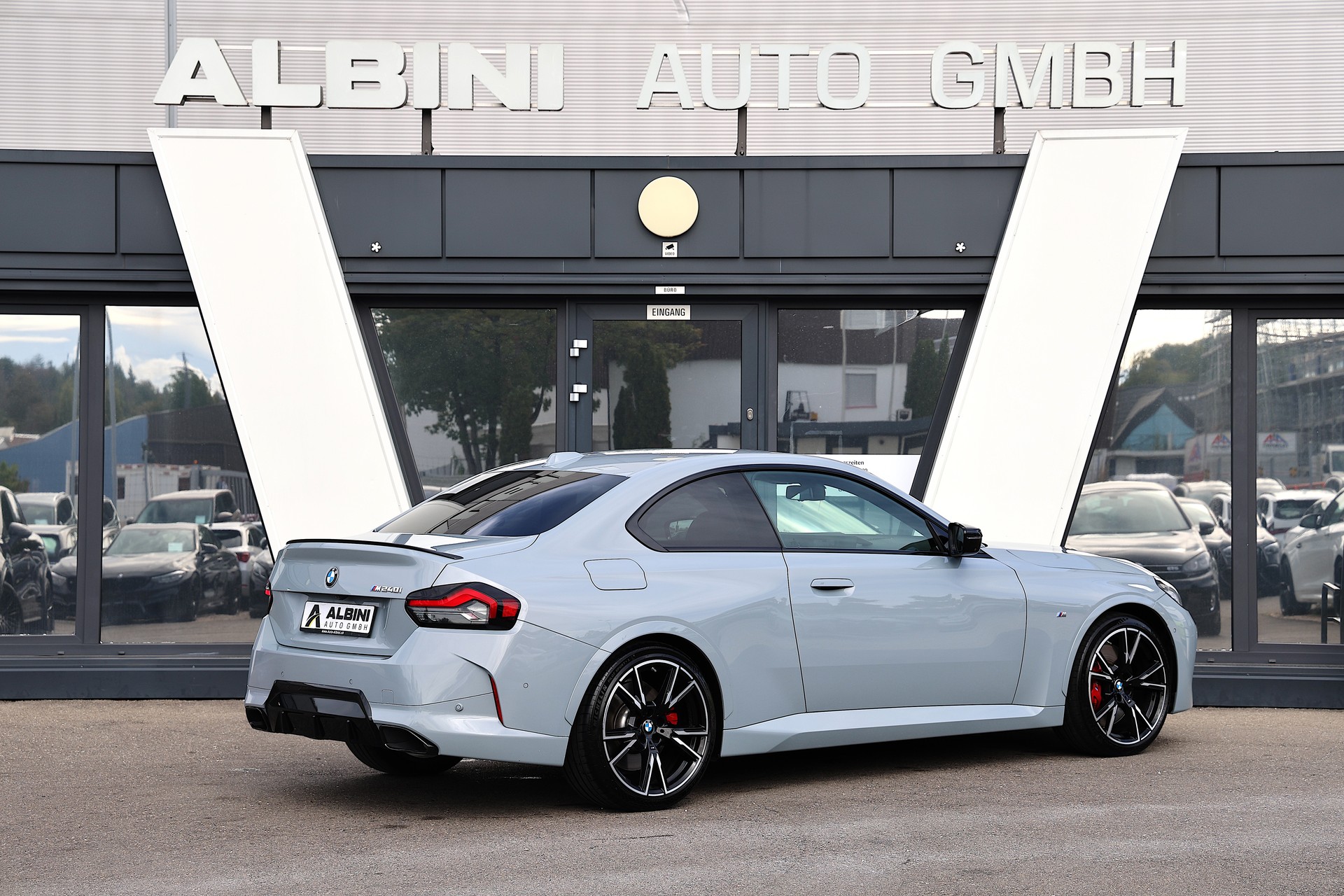 BMW M240i xDrive Coupé-showroom-element-3
