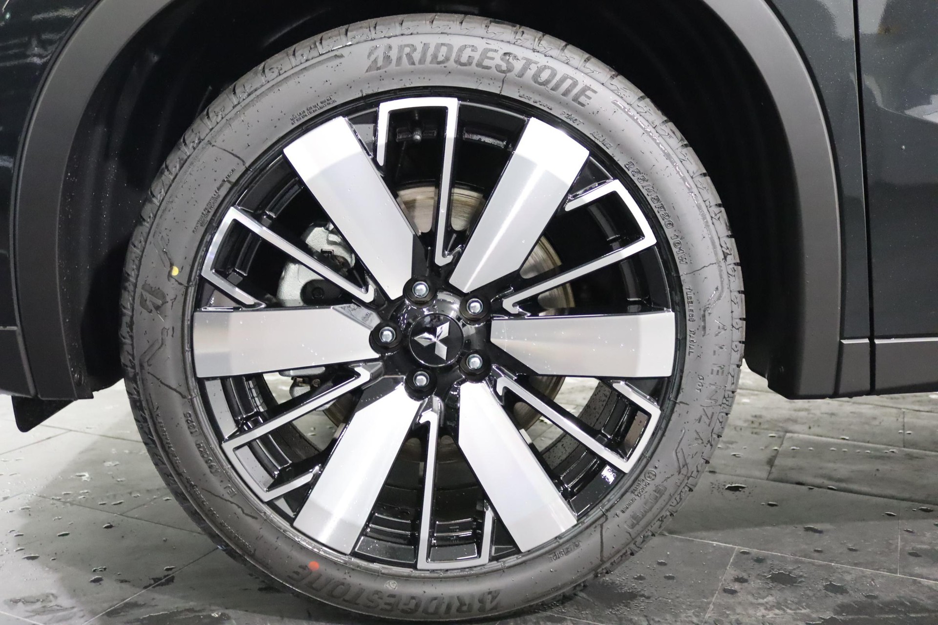 MITSUBISHI Outlander 2.4 PHEV Intense 4x4,-image-15
