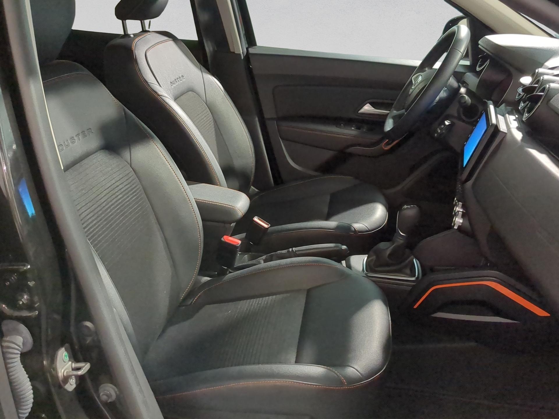DACIA Duster TCe 150 Extreme EDC 4x2-image-15