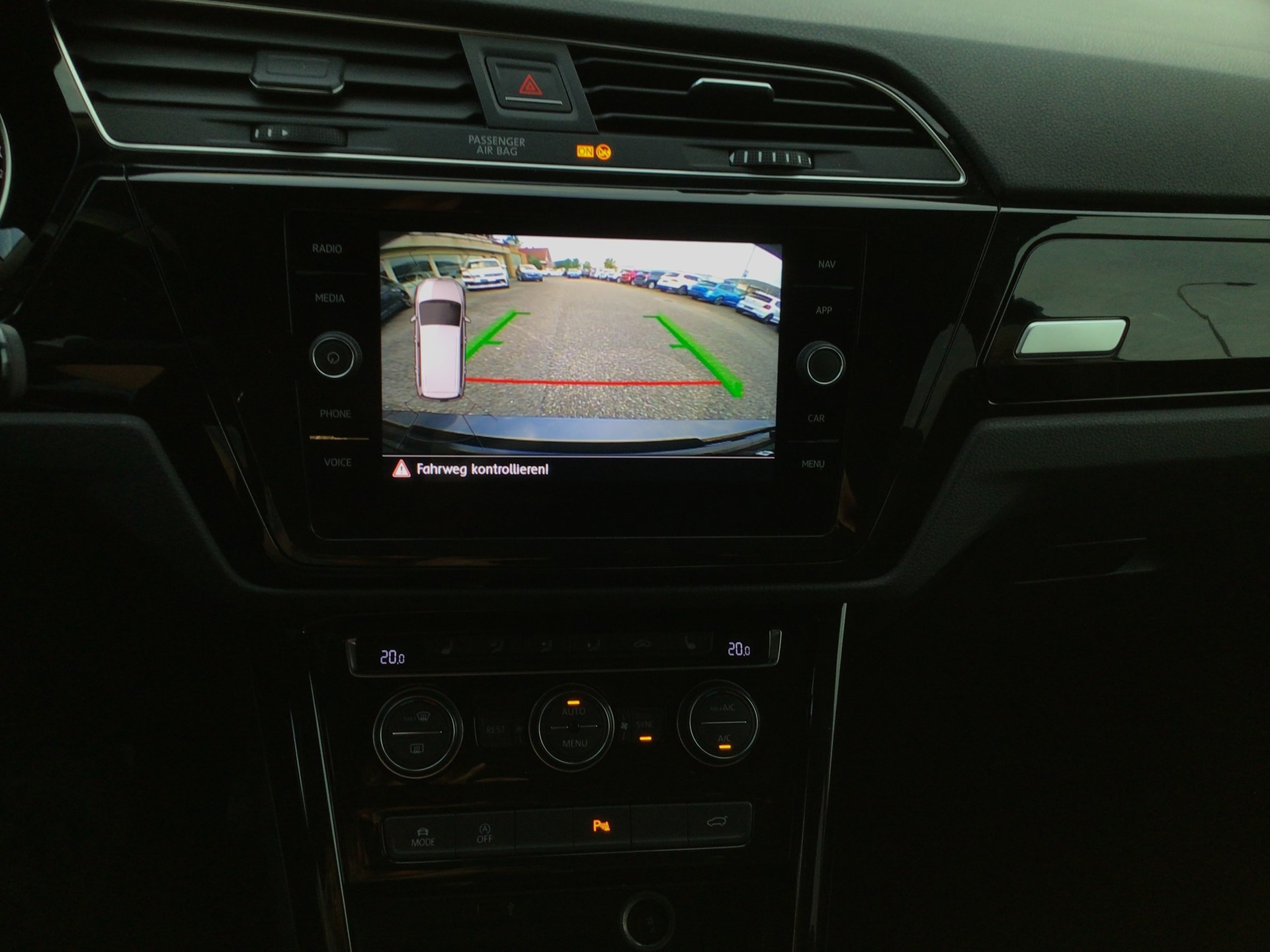 VW Touran 1.5 TSI EVO Highline DSG-image-10