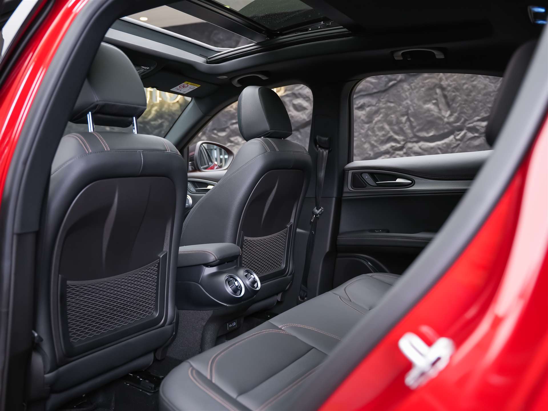 ALFA ROMEO Stelvio 2.0 Intensa Q4 AT8 *SOFORT Verfügbar*Werksgarantie*Panorama*Harman/Kardon*-image-13