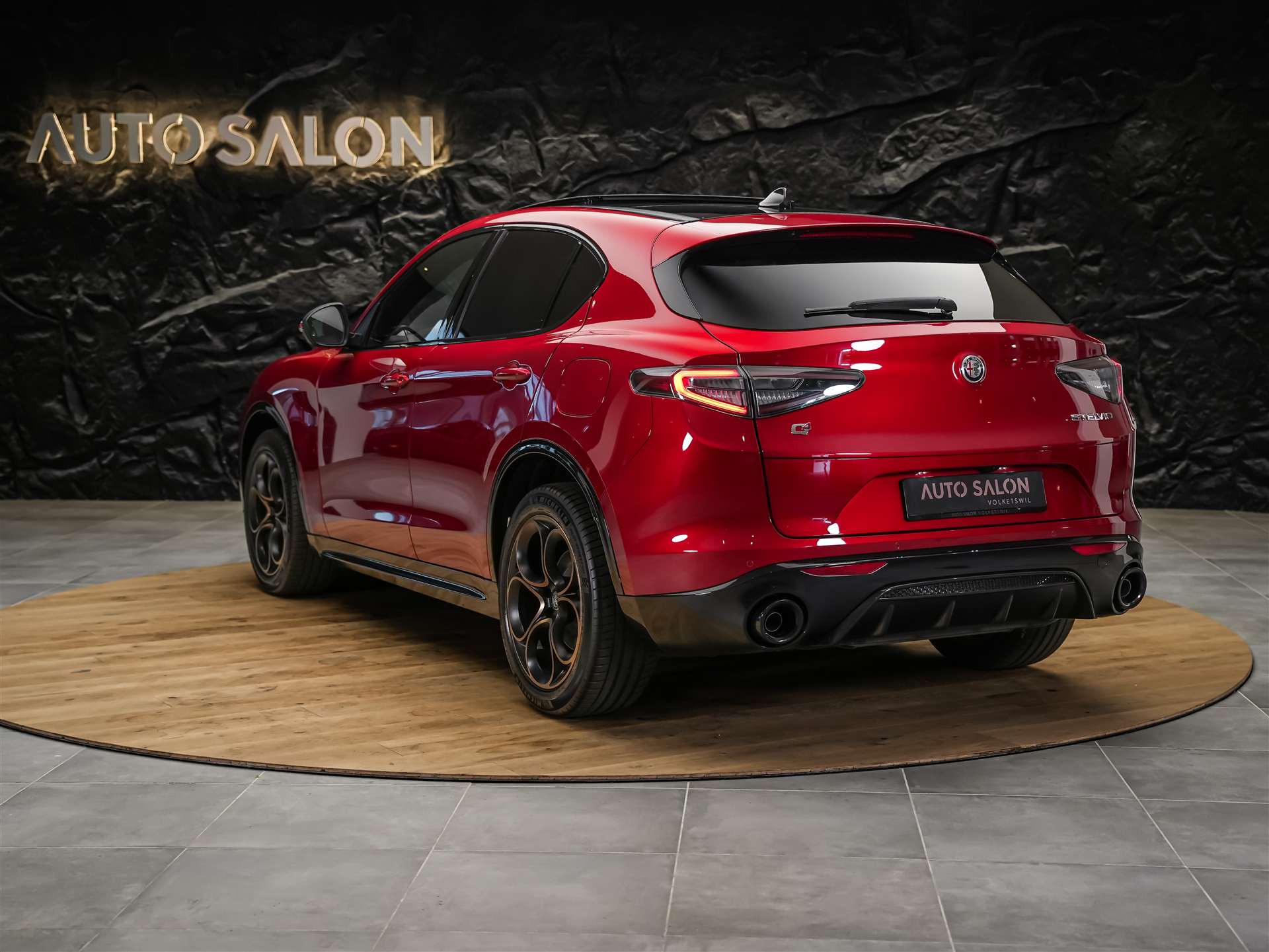 ALFA ROMEO Stelvio 2.0 Intensa Q4 AT8 *SOFORT Verfügbar*Werksgarantie*Panorama*Harman/Kardon*-showroom-element-3