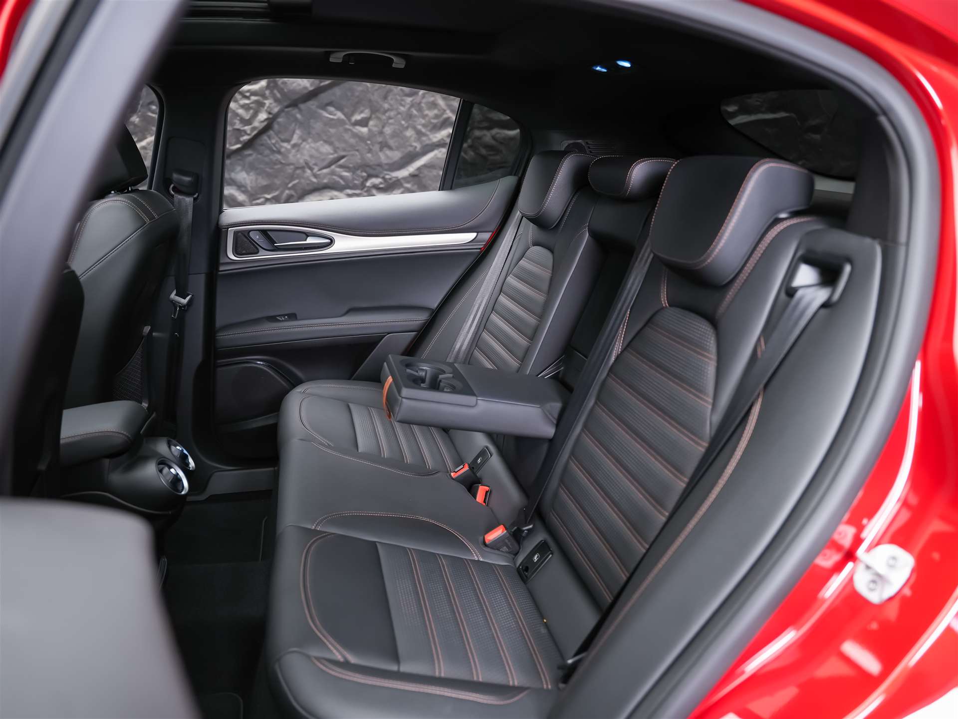 ALFA ROMEO Stelvio 2.0 Intensa Q4 AT8 *SOFORT Verfügbar*Werksgarantie*Panorama*Harman/Kardon*-image-16
