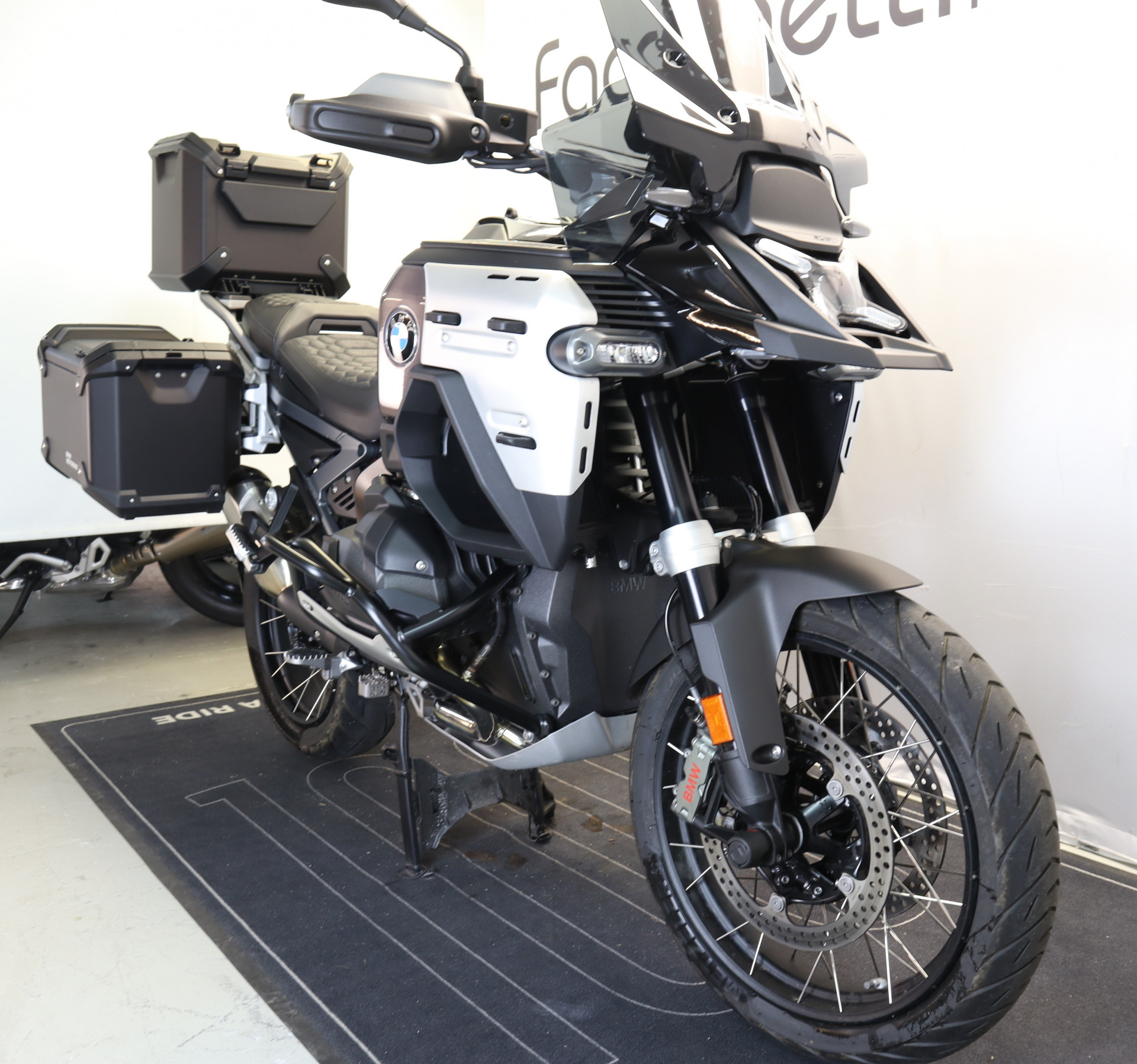 BMW R 1300 GS Adventure ASA ** Garantie Constructeur jusqu'en 04.2030 **-image-3