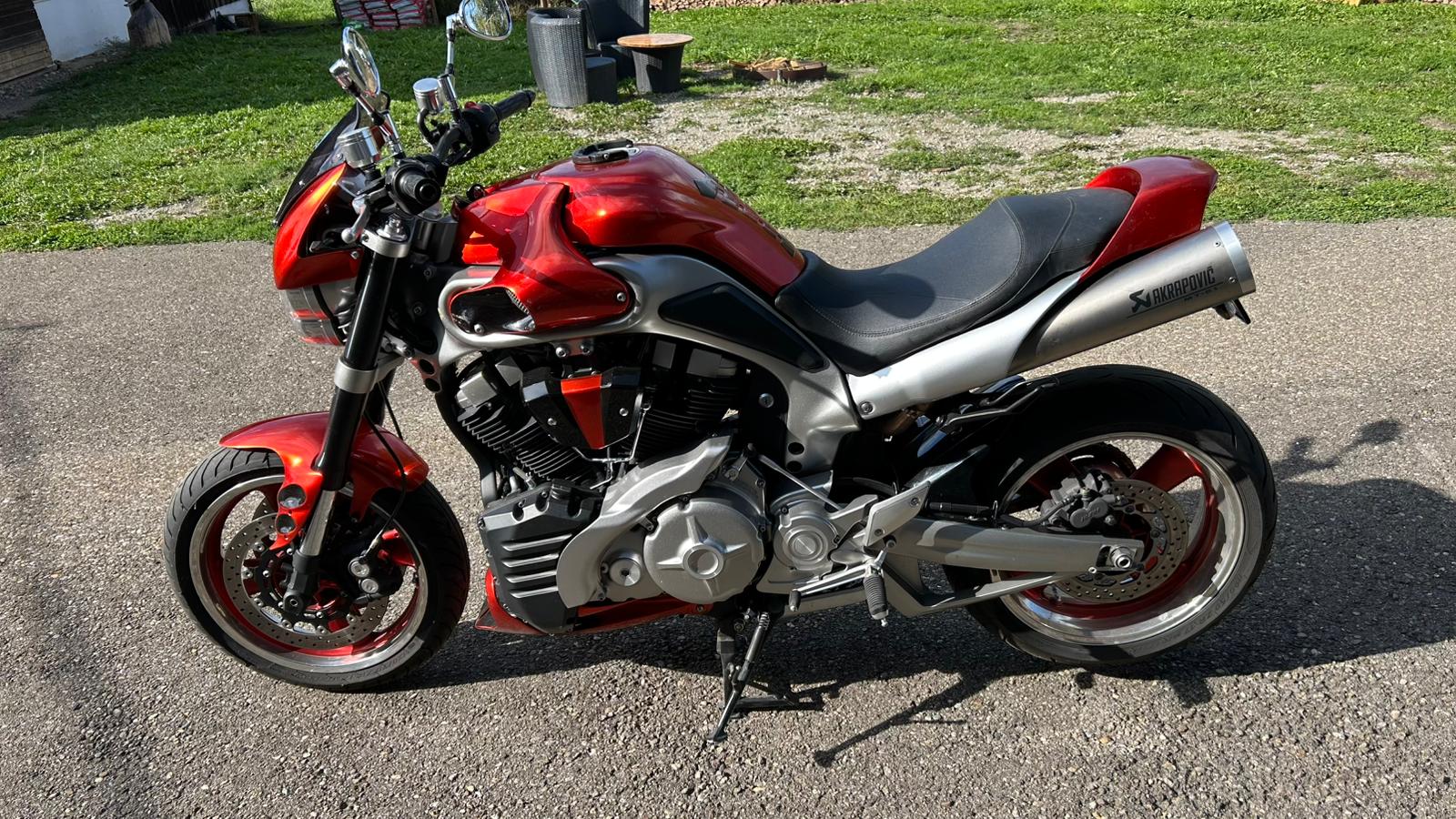 YAMAHA MT-01-image-1