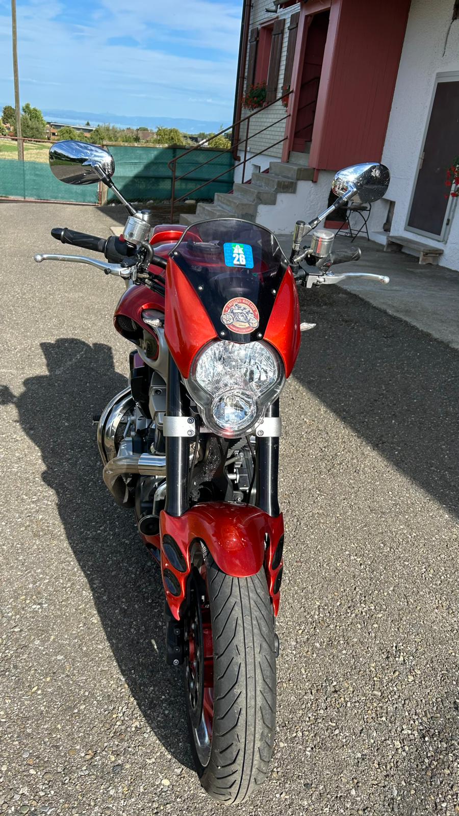 YAMAHA MT-01-image-2