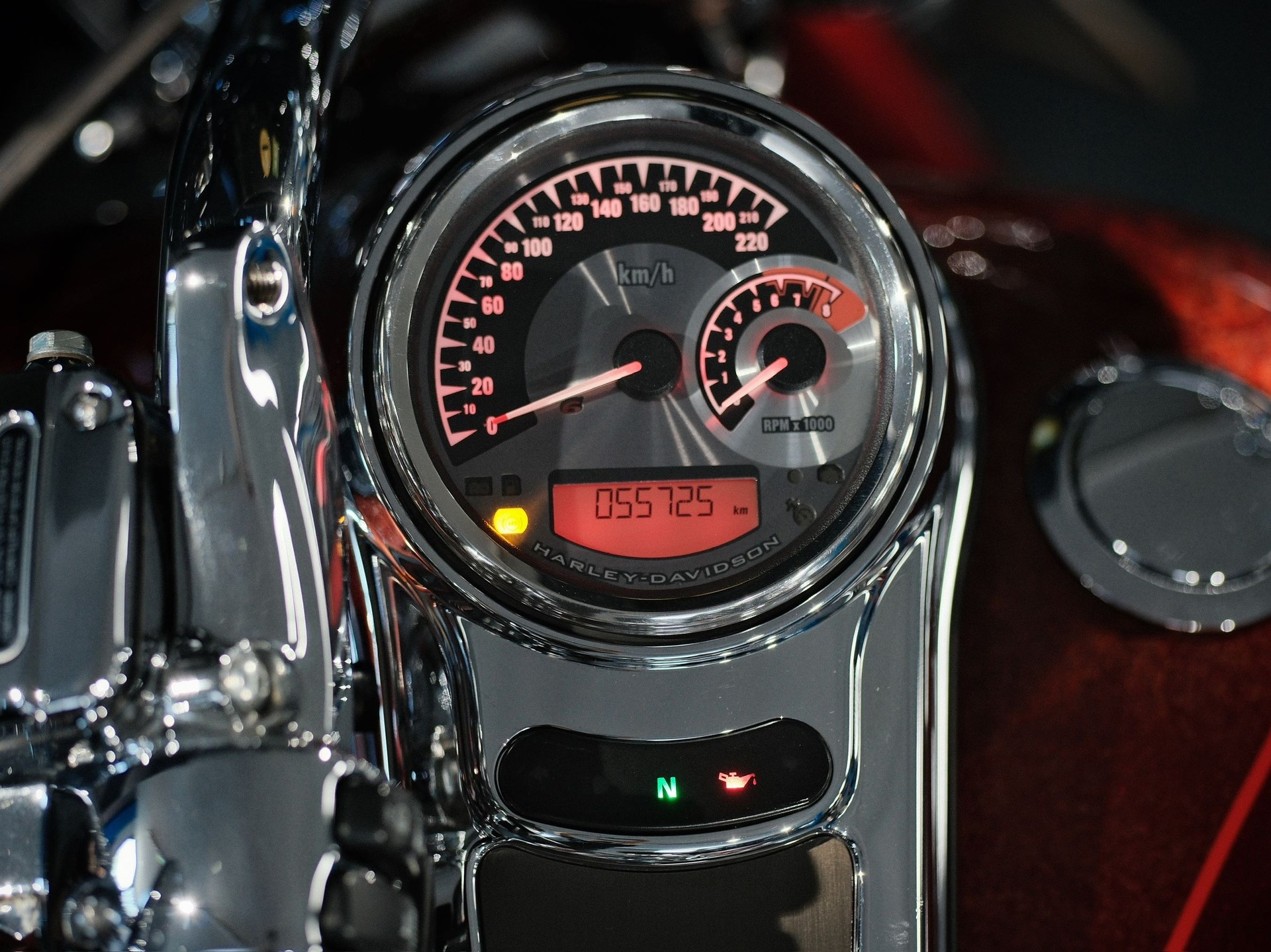 HARLEY-DAVIDSON FLHRSE5 Road King ABS CVO Screamin Eagle Anniv.-image-15