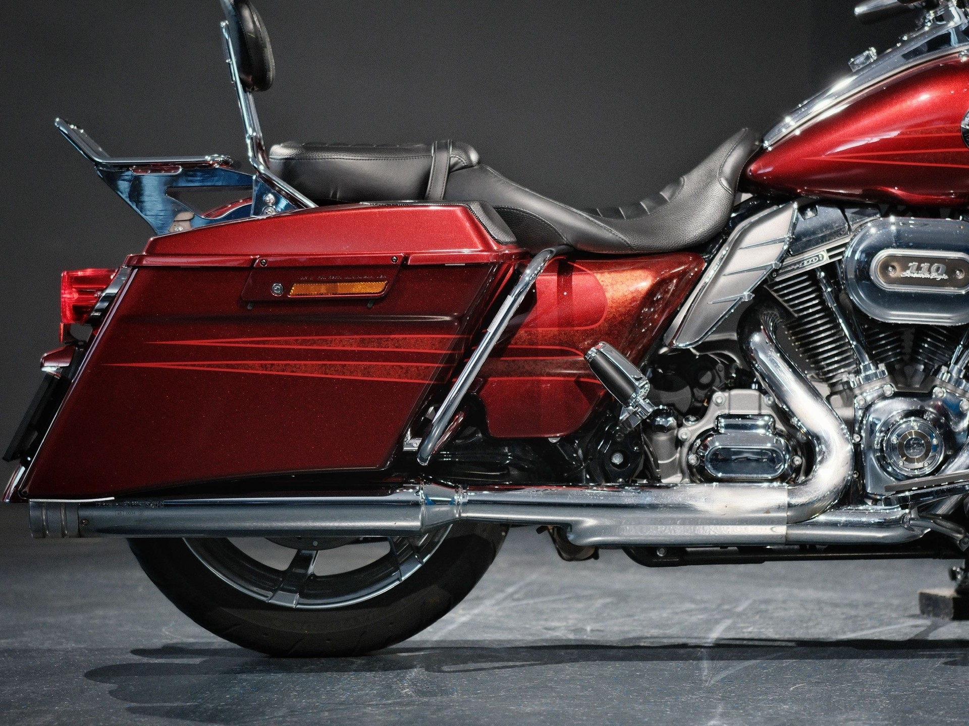 HARLEY-DAVIDSON FLHRSE5 Road King ABS CVO Screamin Eagle Anniv.-image-9
