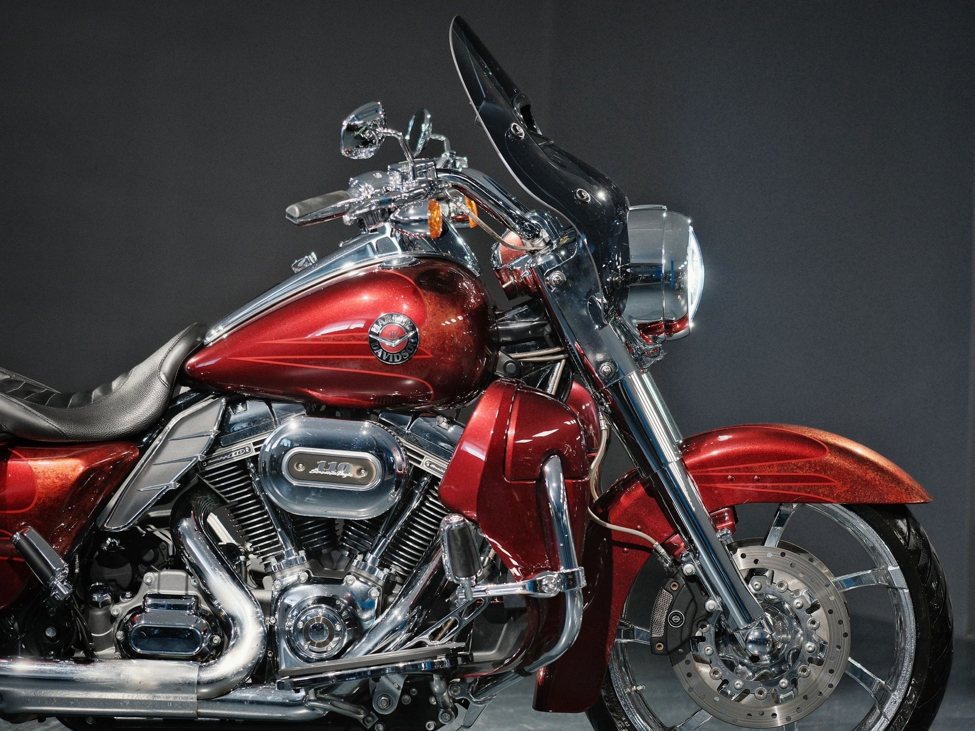 HARLEY-DAVIDSON FLHRSE5 Road King ABS CVO Screamin Eagle Anniv.-image-8