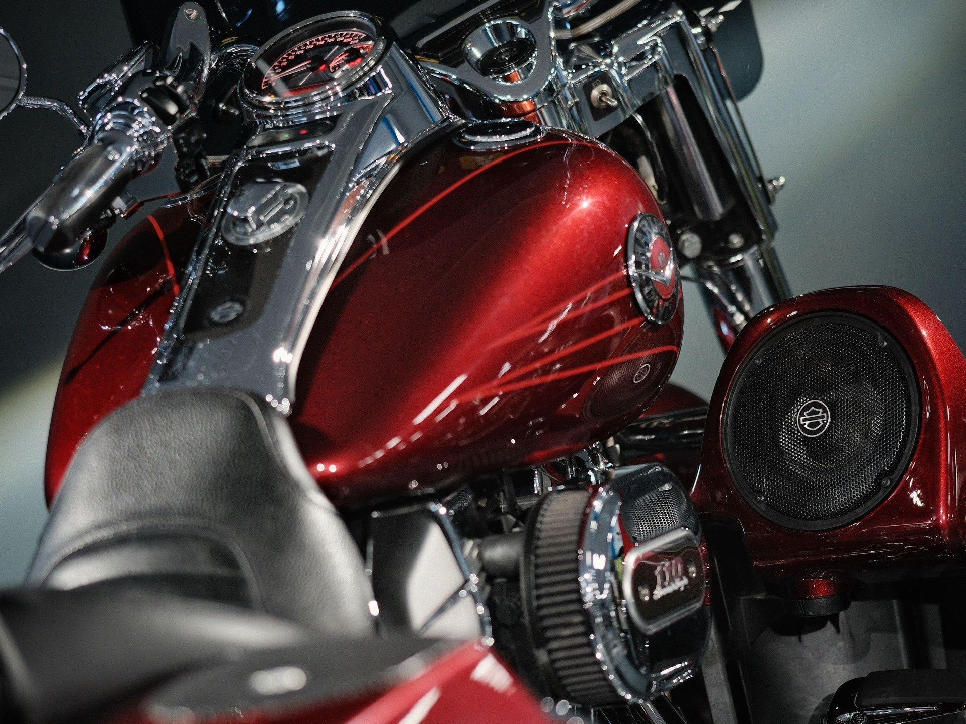 HARLEY-DAVIDSON FLHRSE5 Road King ABS CVO Screamin Eagle Anniv.-image-12