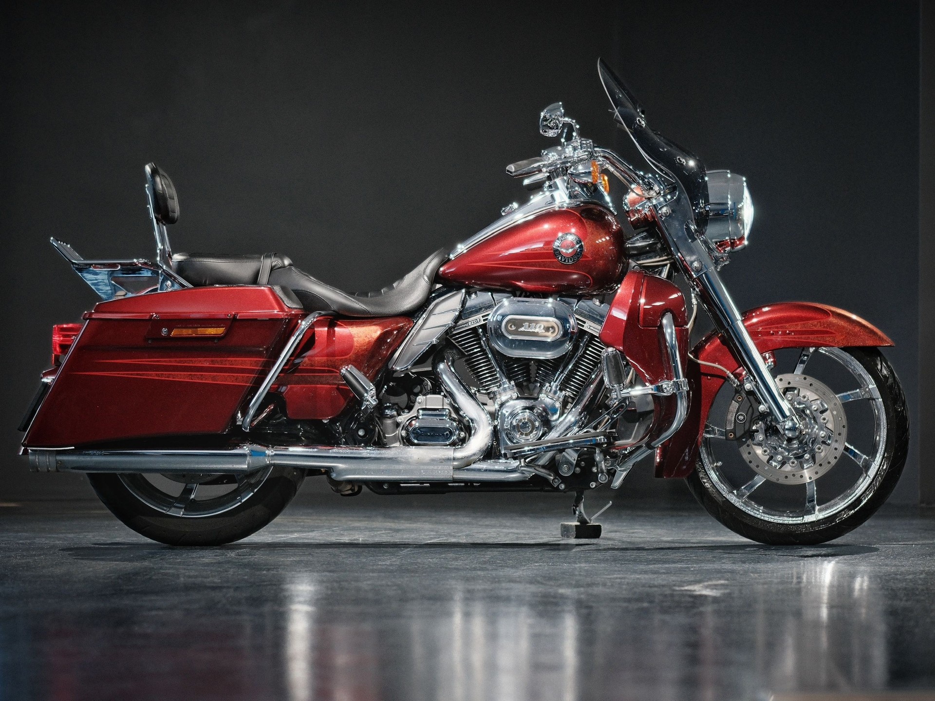 HARLEY-DAVIDSON FLHRSE5 Road King ABS CVO Screamin Eagle Anniv.-image-1