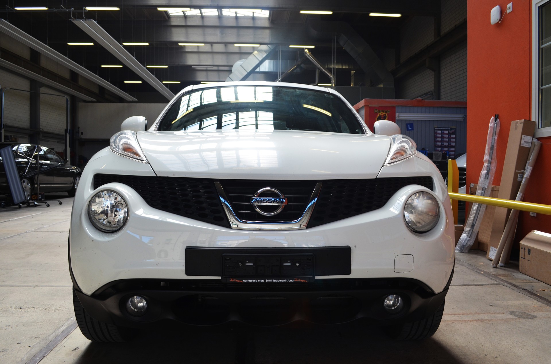 NISSAN Juke 1.6 tekna-image-1
