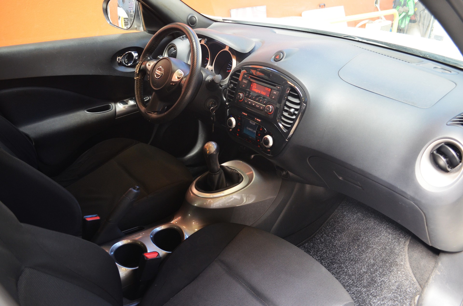 NISSAN Juke 1.6 tekna-image-8
