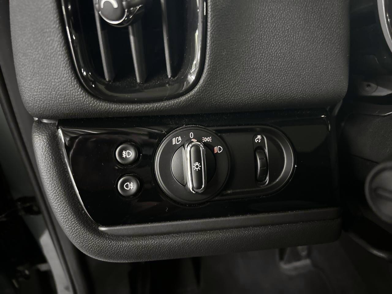 MINI Countryman Cooper SE ALL4-image-27