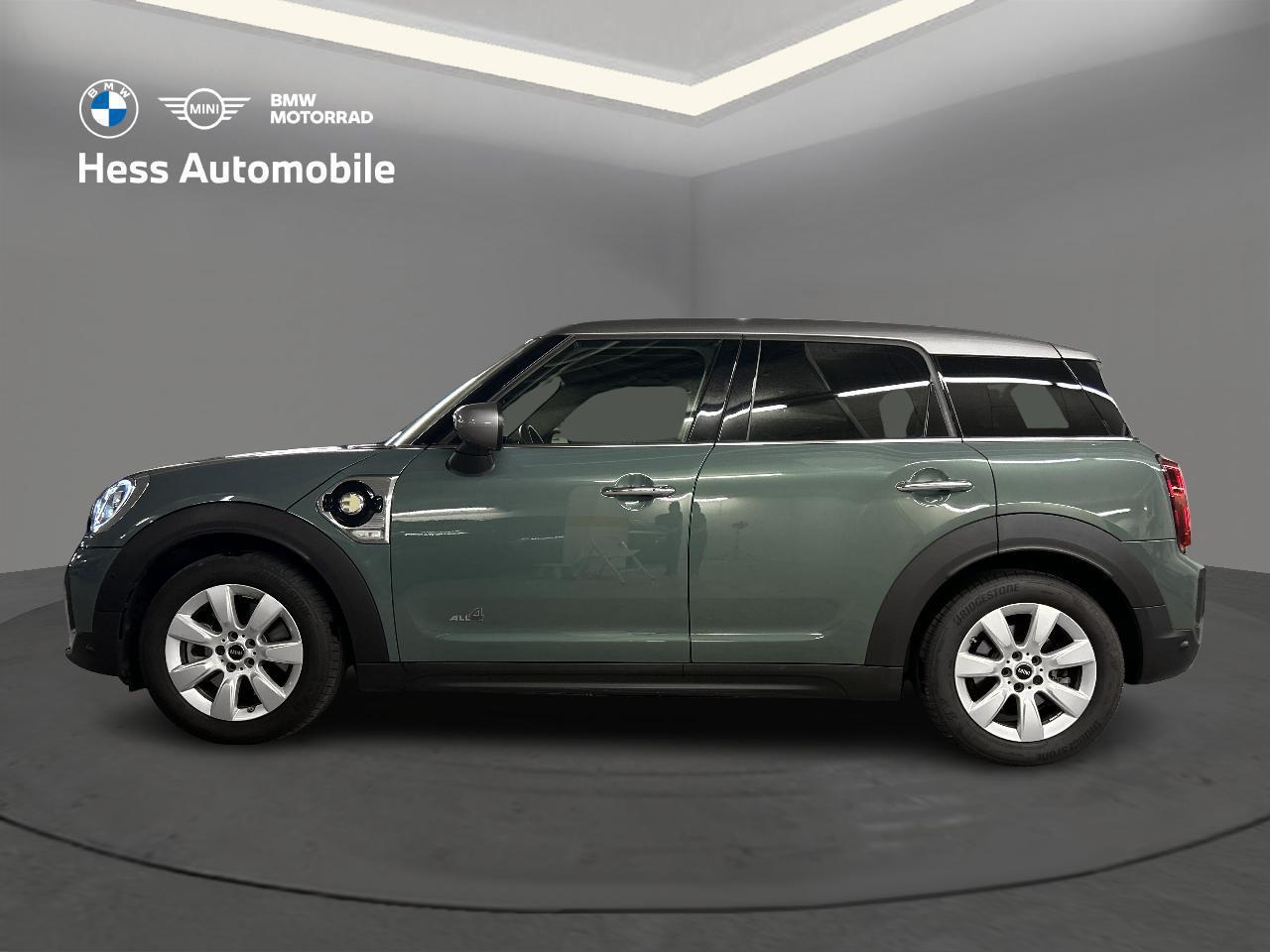 MINI Countryman Cooper SE ALL4-image-4