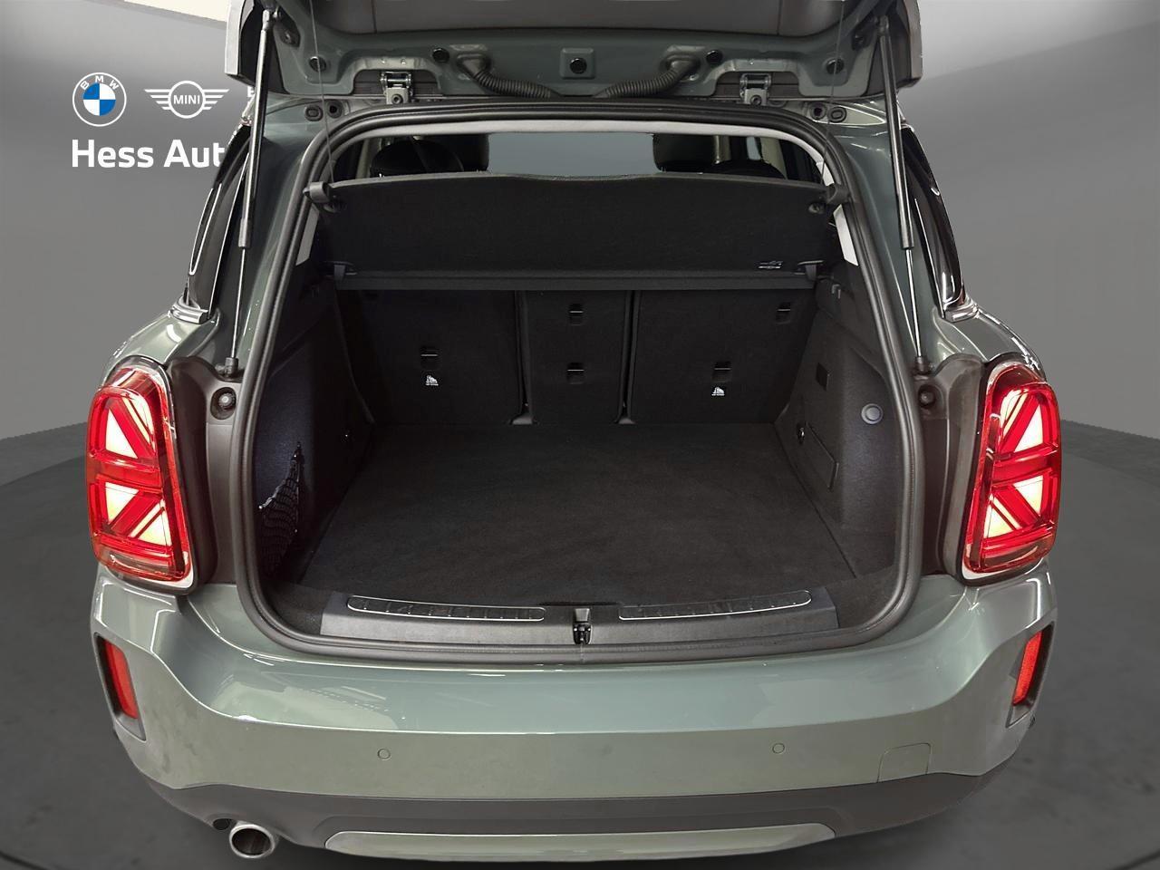 MINI Countryman Cooper SE ALL4-image-11