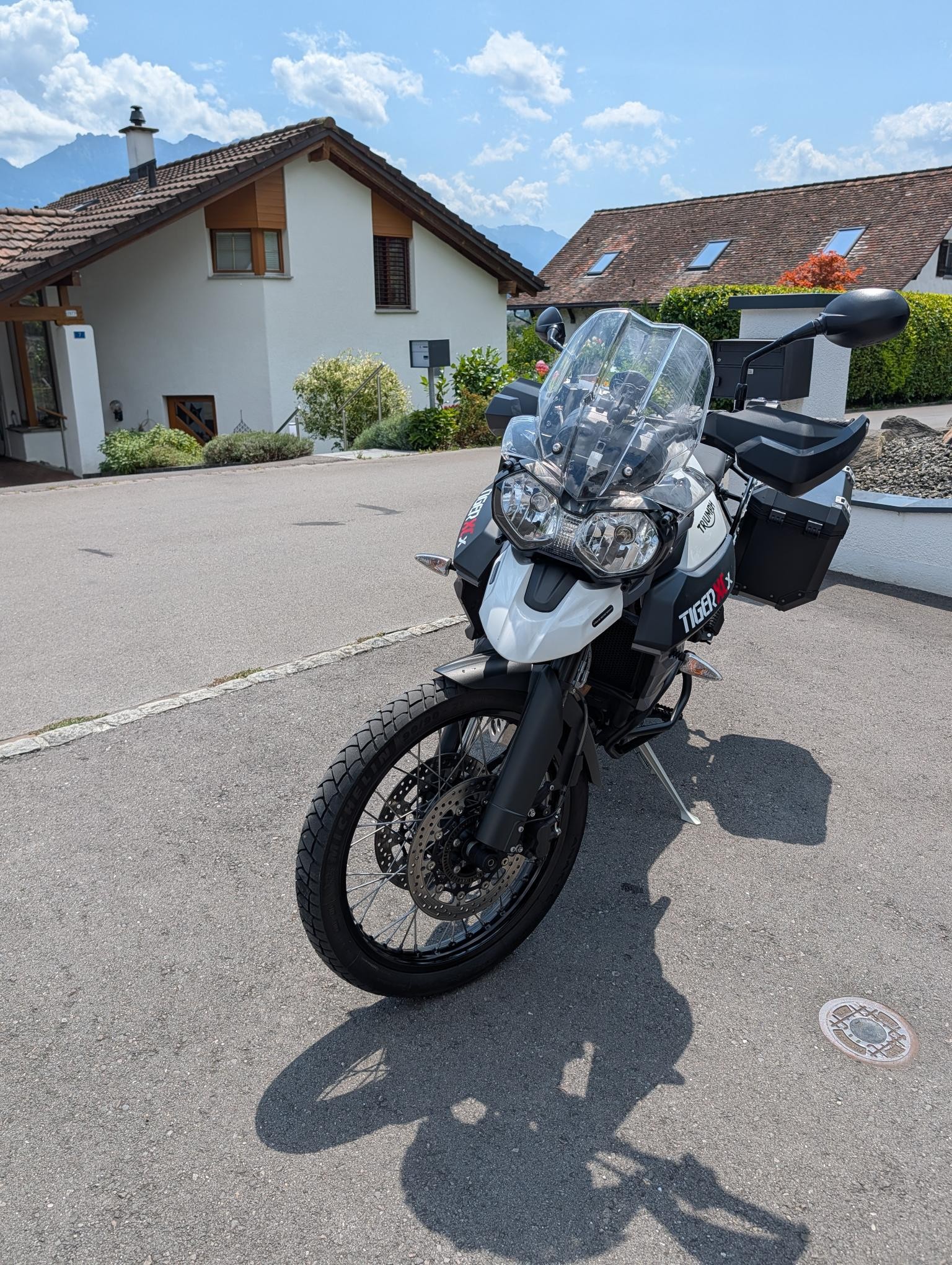 TRIUMPH Tiger 800 XCx ABS-image-1