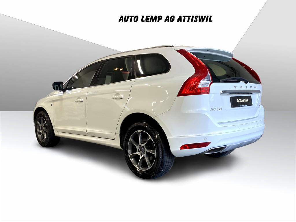VOLVO XC60 2.4 D5 Ocean Race AWD-showroom-element-3