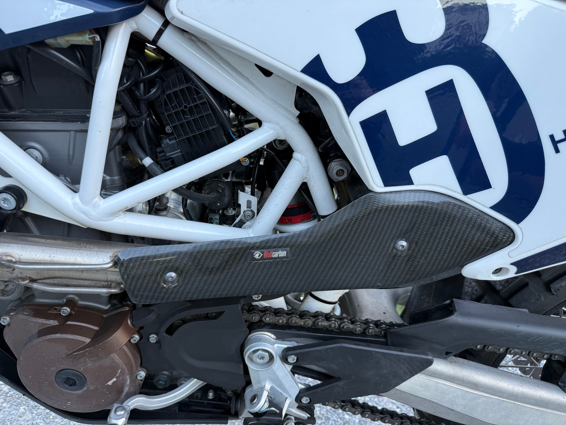 HUSQVARNA 701 Enduro-image-12