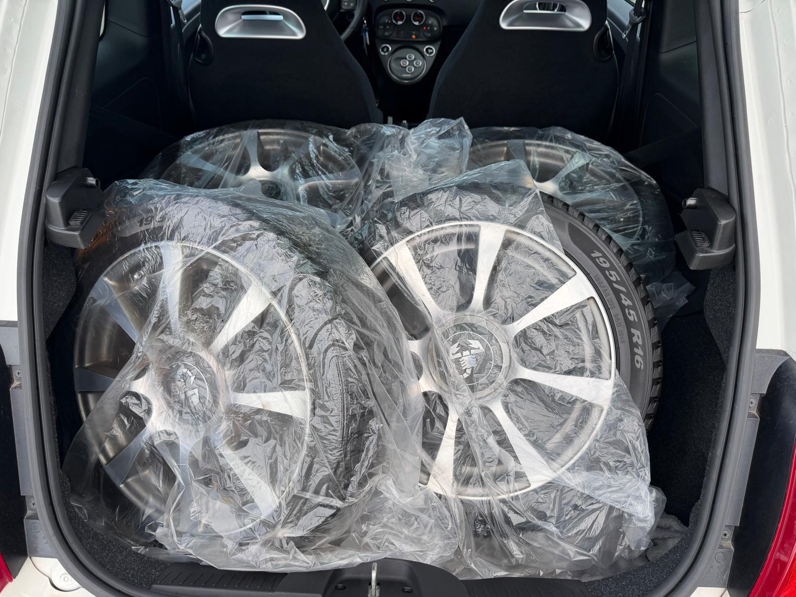 FIAT 595 Abarth 1.4 T-Jet 165 F595-image-22