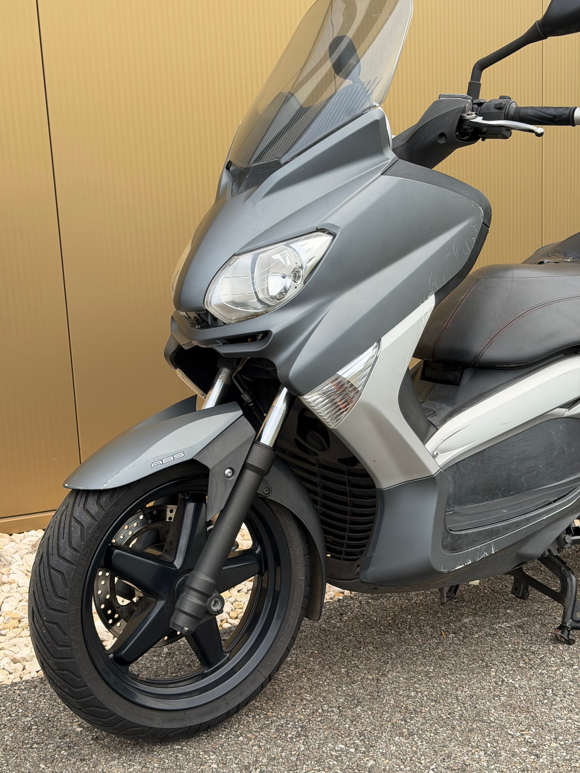YAMAHA X-MaxYP 250 RA ABS-image-8