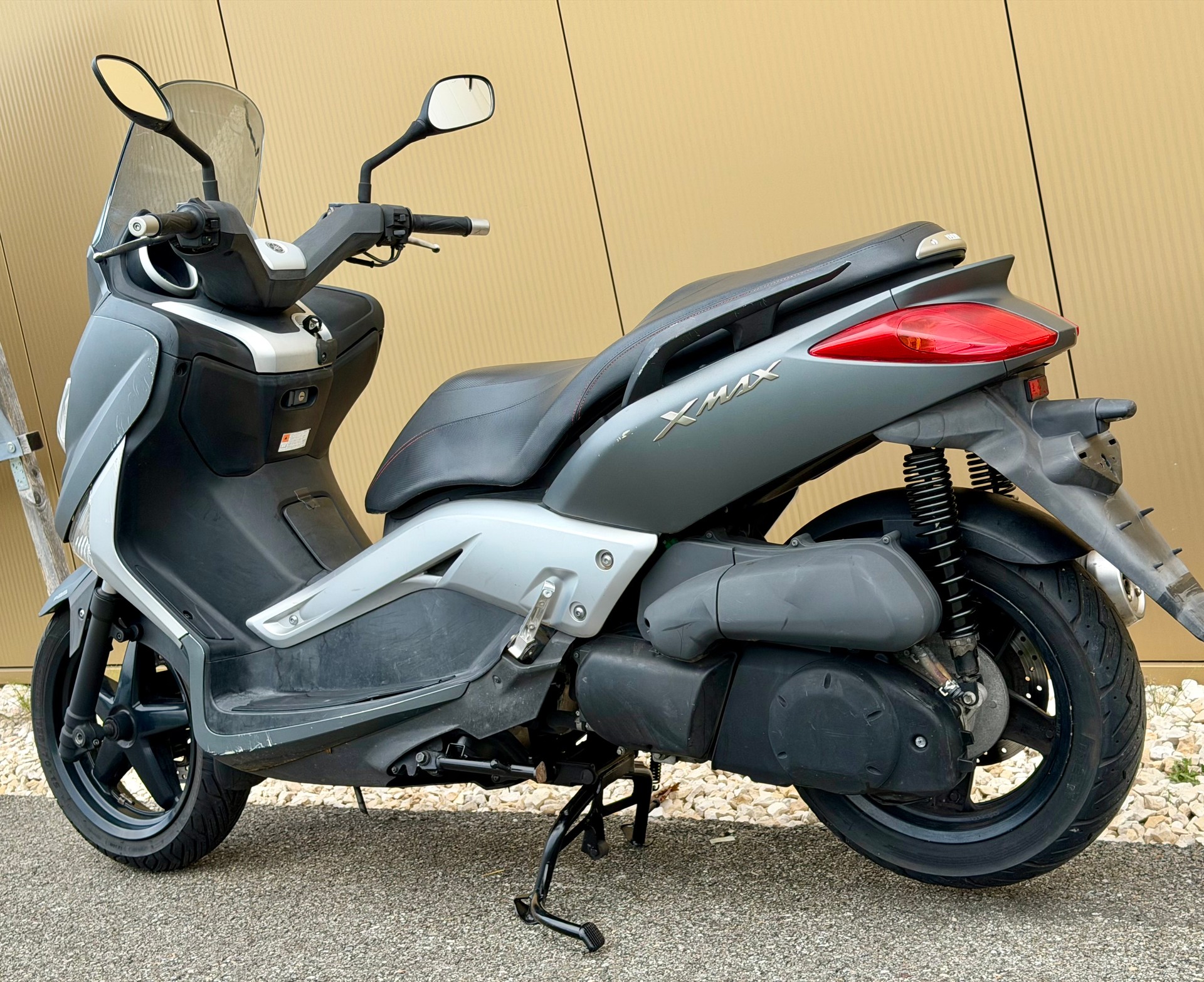 YAMAHA X-MaxYP 250 RA ABS-image-11