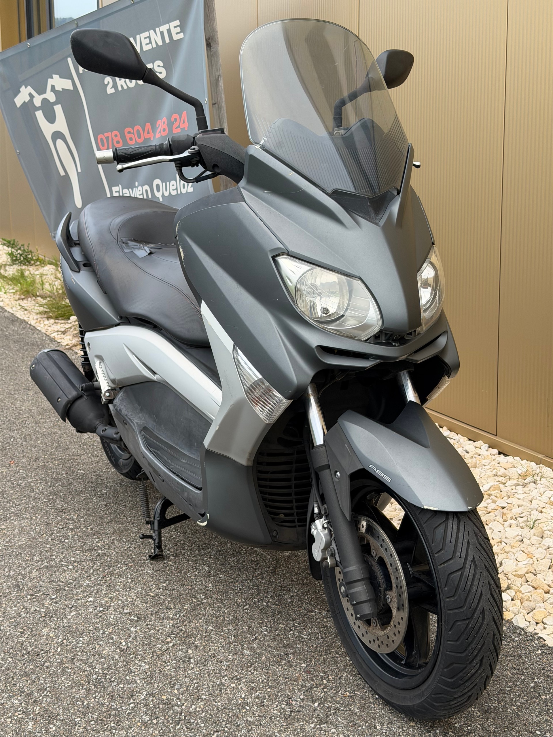 YAMAHA X-MaxYP 250 RA ABS-image-0
