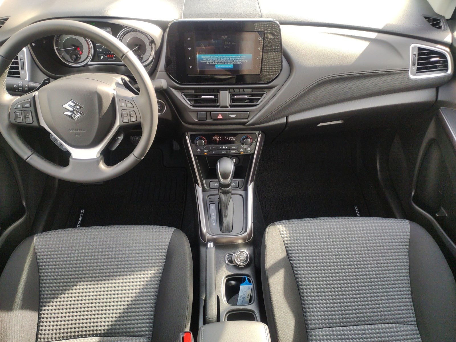 SUZUKI S-Cross 1.5 Compact+ Hybrid-image-10