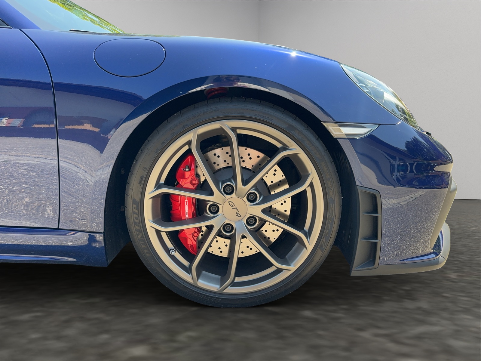 PORSCHE Cayman 718 4.0 GT4-image-10