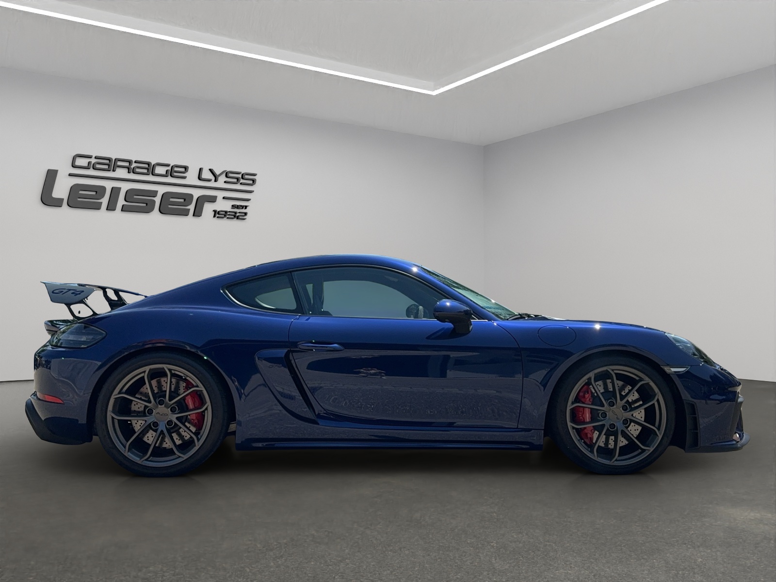 PORSCHE Cayman 718 4.0 GT4-image-5