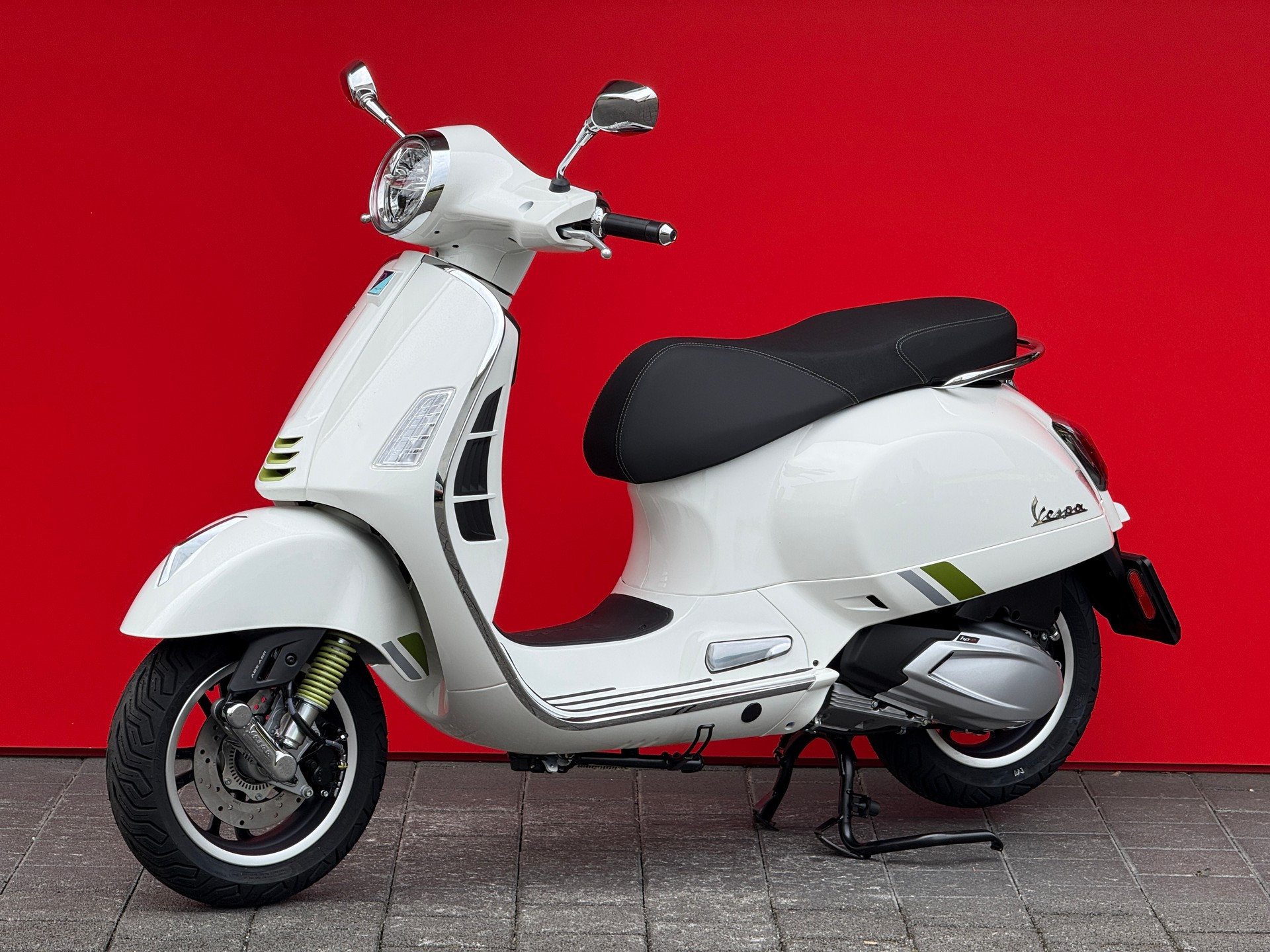 PIAGGIO Vespa GTS 310 Super Tech RST Euro 5+-image-2