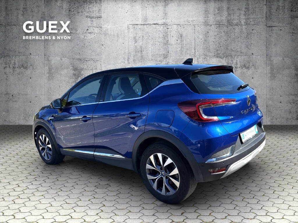 RENAULT Captur 1.6 E-Tech Plug-in Intens-showroom-element-1