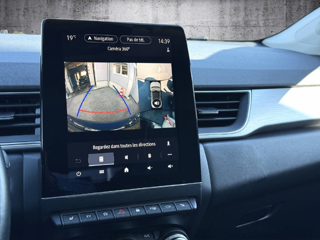 RENAULT Captur 1.6 E-Tech Plug-in Intens-image-11