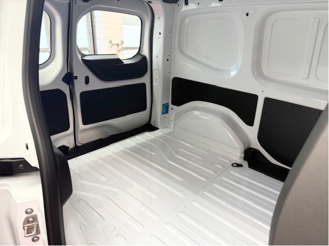 RENAULT Kangoo Van 1.5 dCi Standard 95 Extra-image-8
