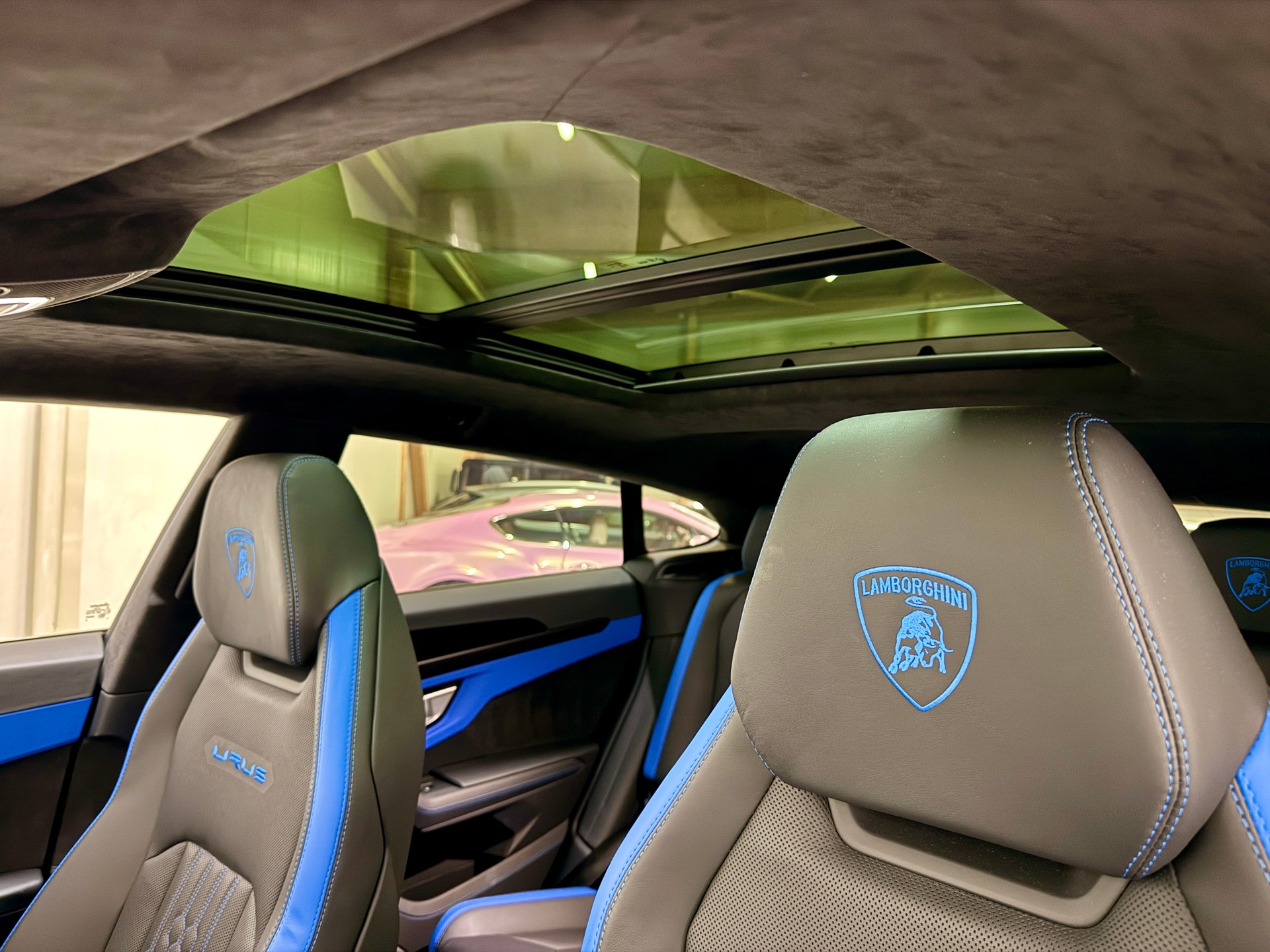 LAMBORGHINI Urus S E-Gear-image-16