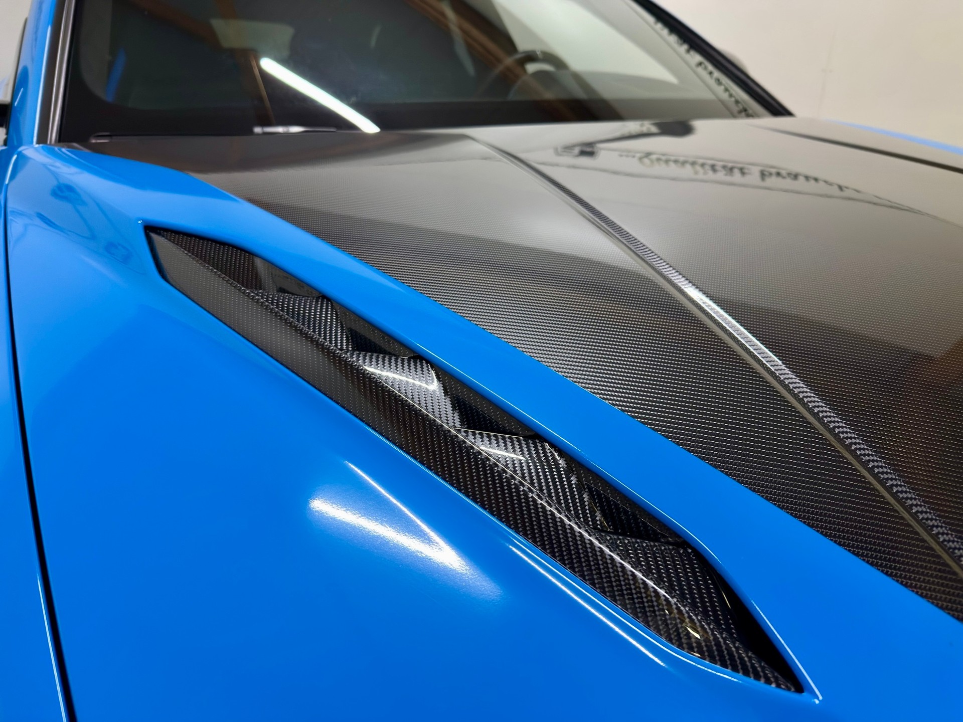 LAMBORGHINI Urus S E-Gear-image-7