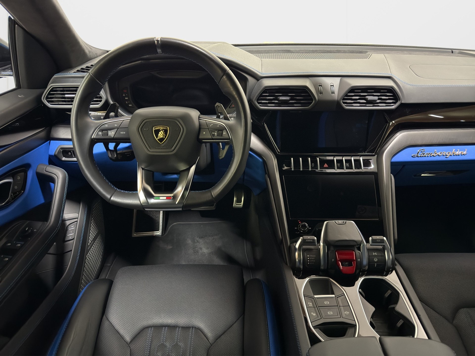 LAMBORGHINI Urus S E-Gear-image-18
