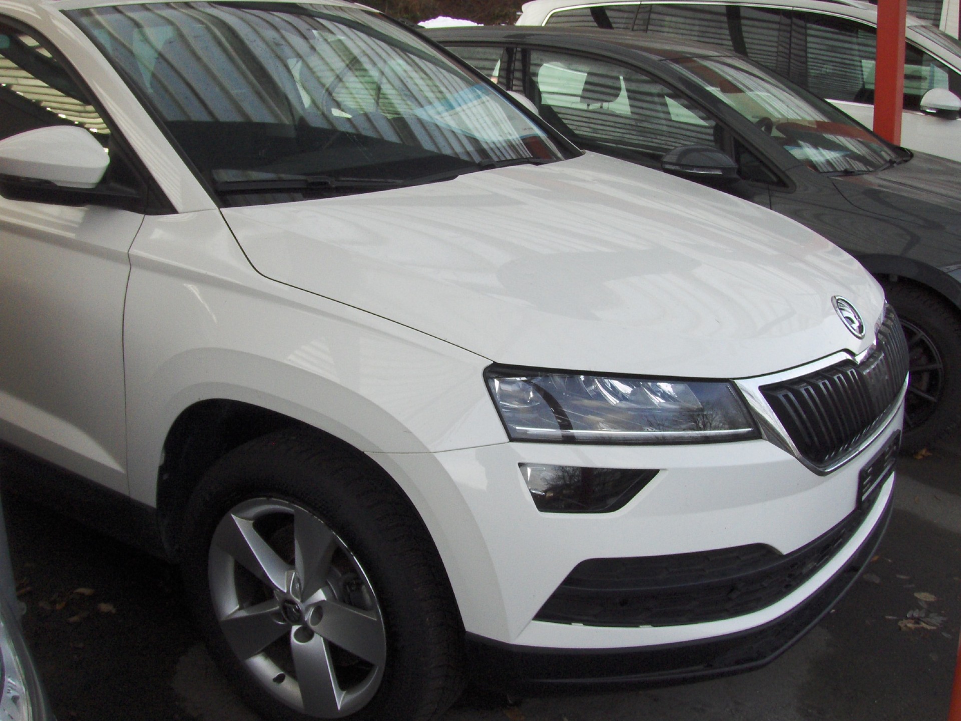 SKODA Karoq 2.0 TDI CR Ambition 4x4 DSG-image-1