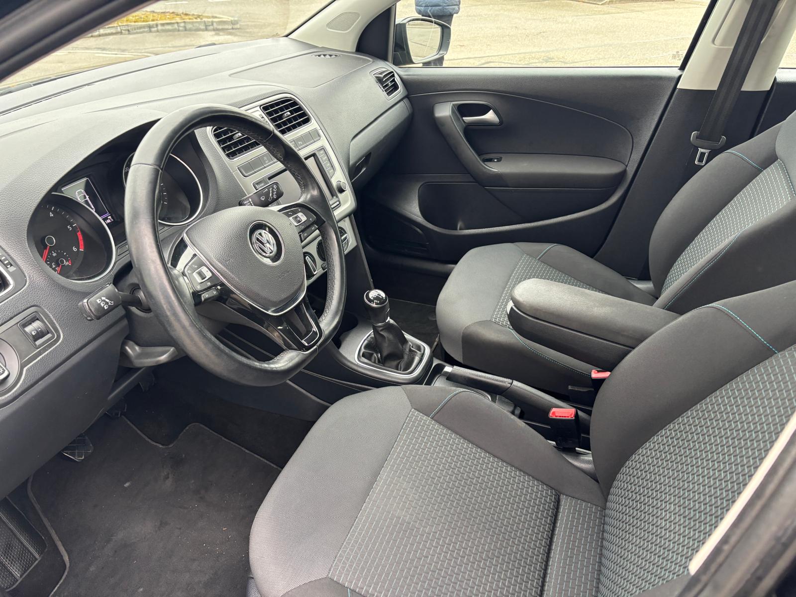 VW Polo 1.4 TDI BlueMotion Trendline-image-8