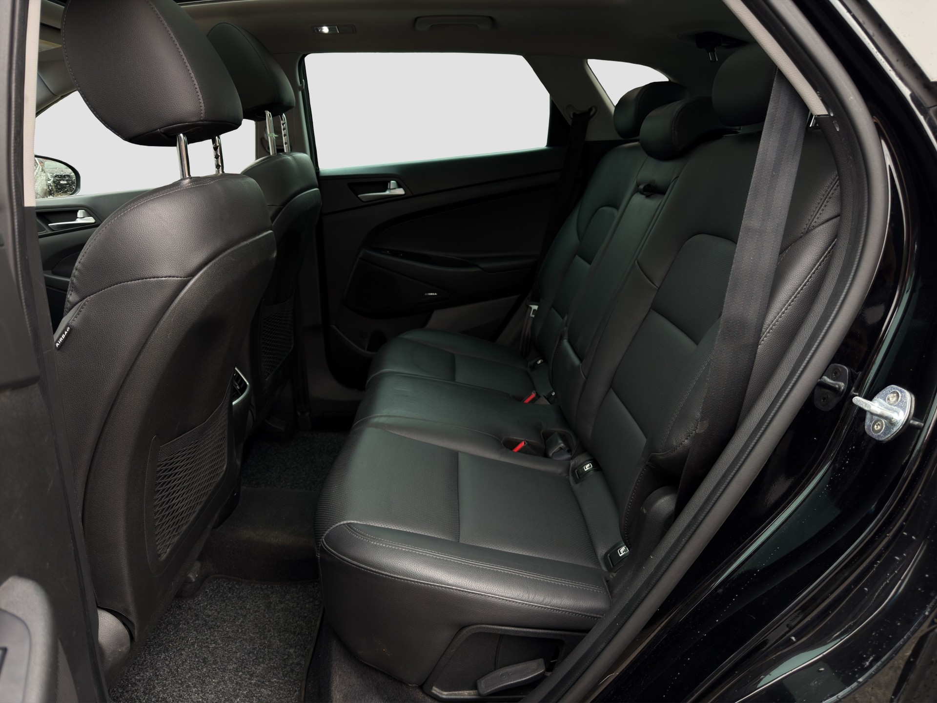 HYUNDAI Tucson 2.0 CRDI Vertex Mild Hybrid 4WD Automatic-image-10
