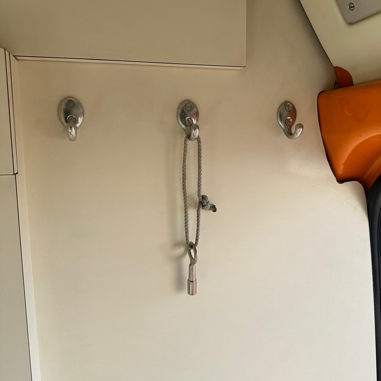 MERCEDES-BENZ Sprinter 314 Standard Hochdach 4x4-image-48