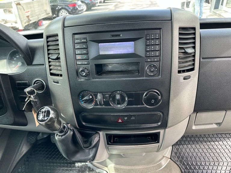 VW Crafter 35 2.0 BiTDI CR-image-5