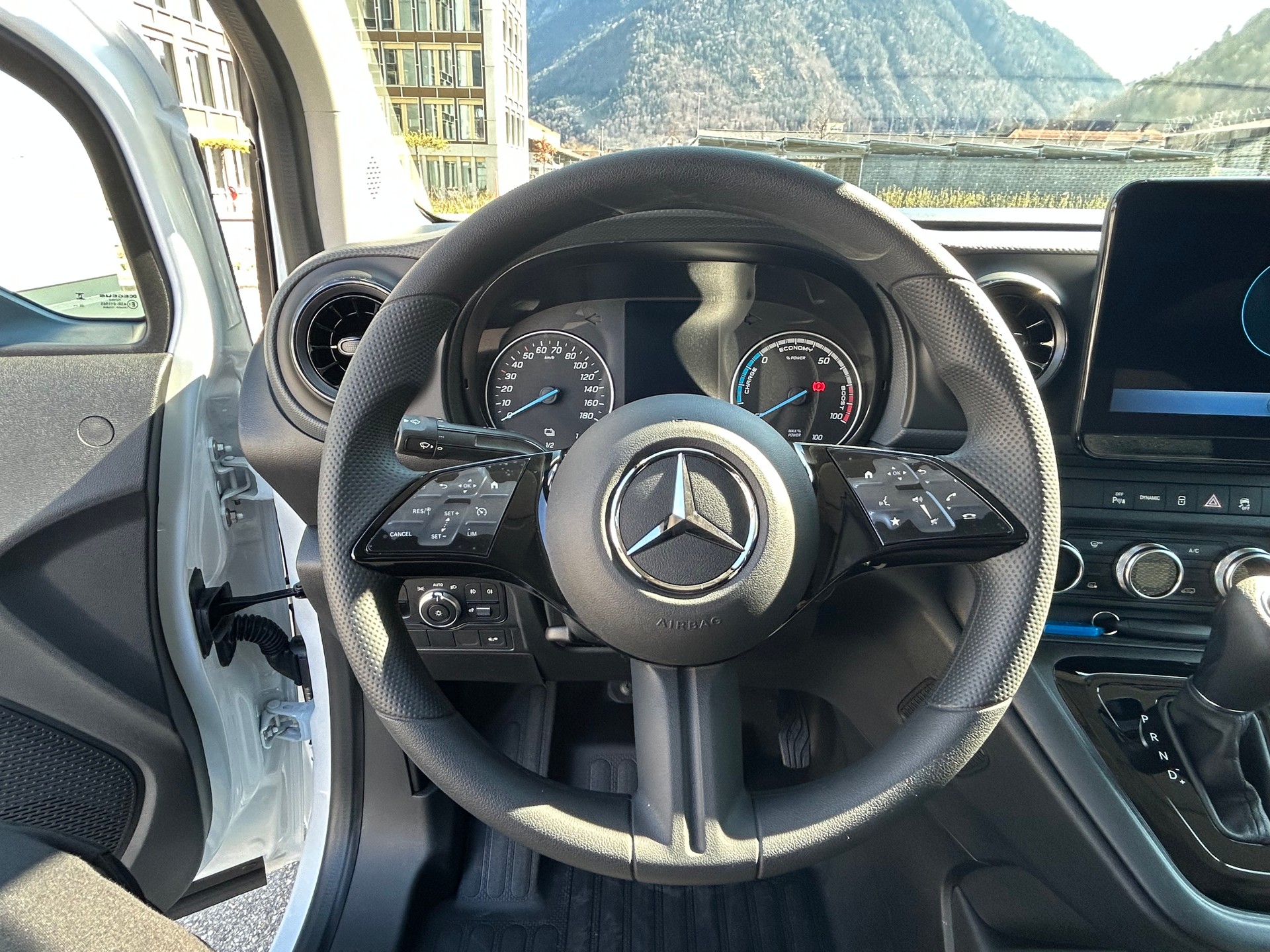 MERCEDES-BENZ eCitan Standard S WORKER-image-12